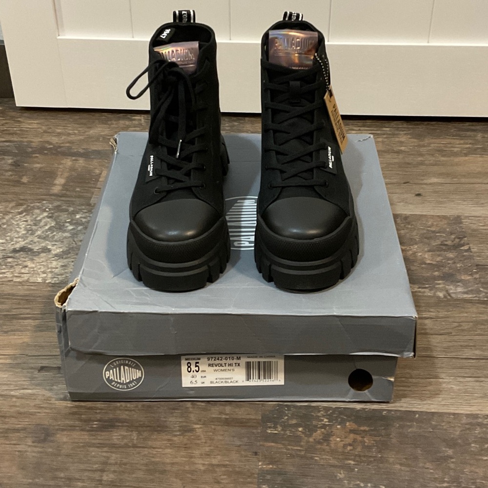 Palladium Black Revolt Hi TX Women's Sneakers